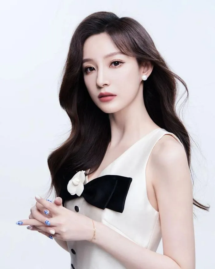 美女收集
